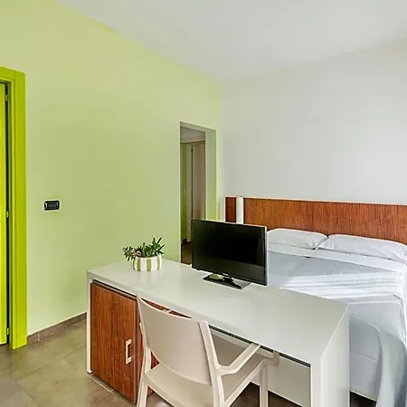 Voi Alimini Hotel 3*
